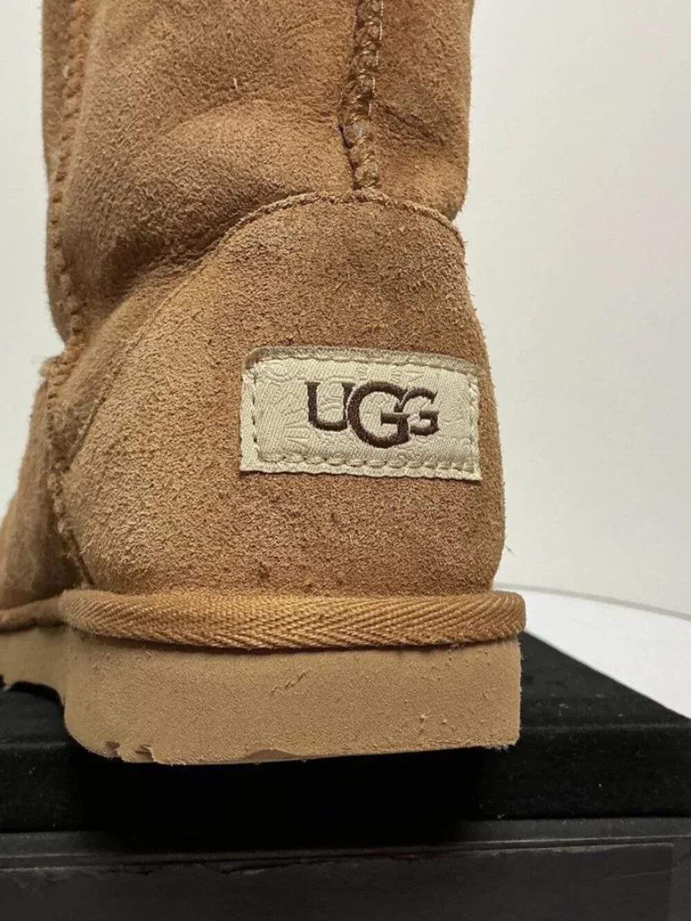 UGG classic short